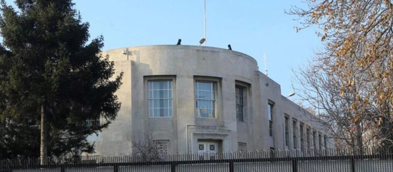 Περίεργο περιστατικό στην Τουρκία: Σύλληψη 4 ατόμων για απόπειρα επίθεσης στην πρεσβεία των ΗΠΑ